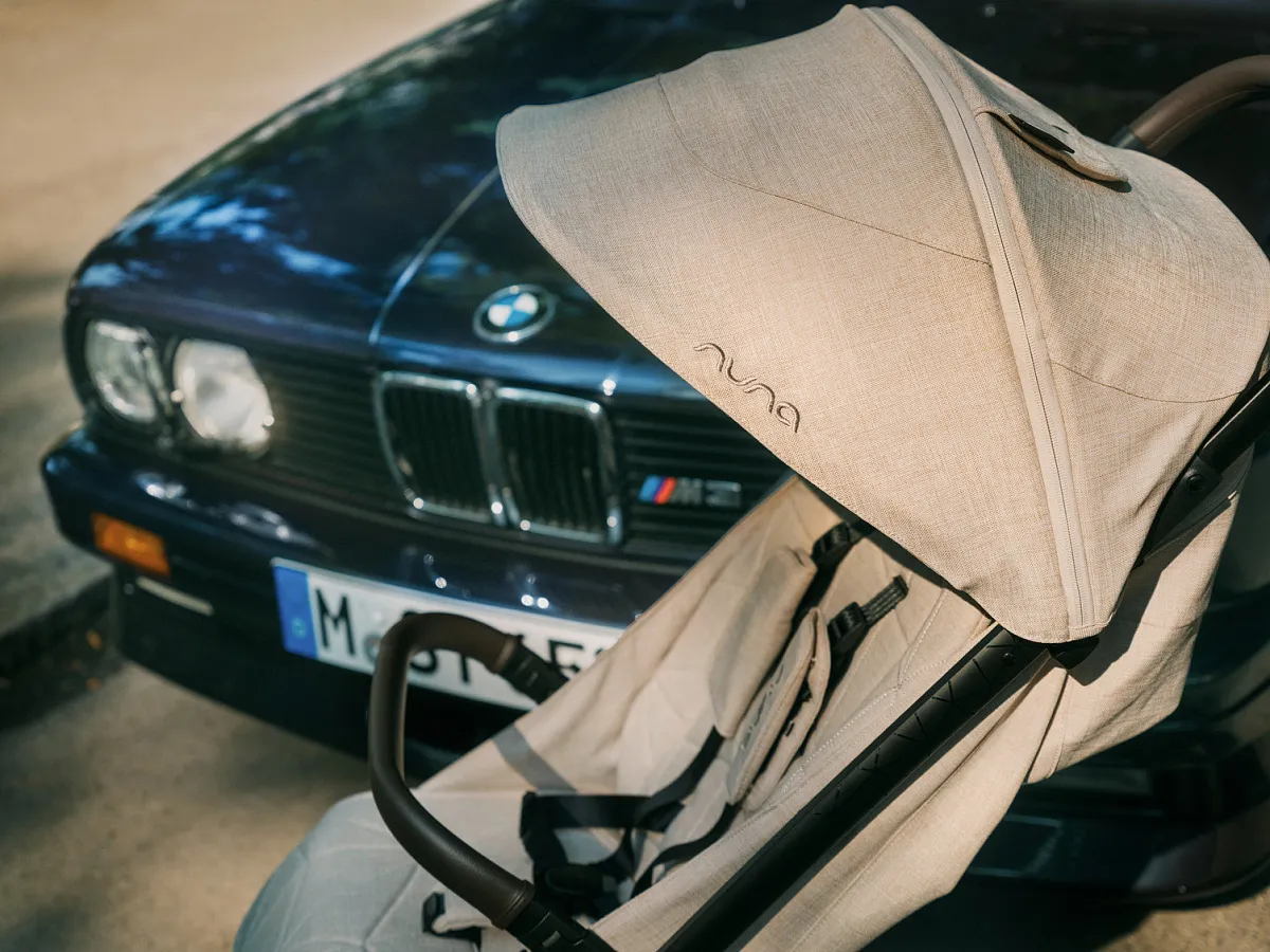 Коляска прогулочная Nuna TRVL LX BMW Mica №19